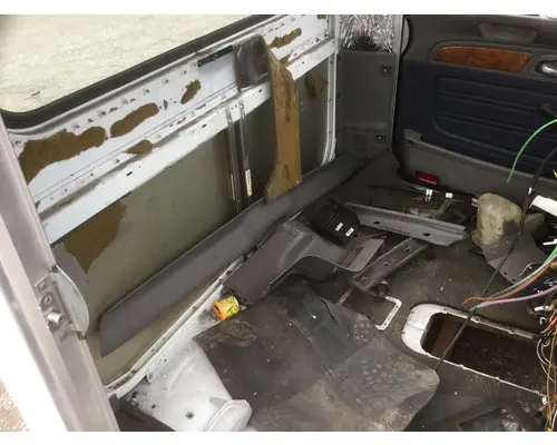 PETERBILT  CAB ASSEMBLY