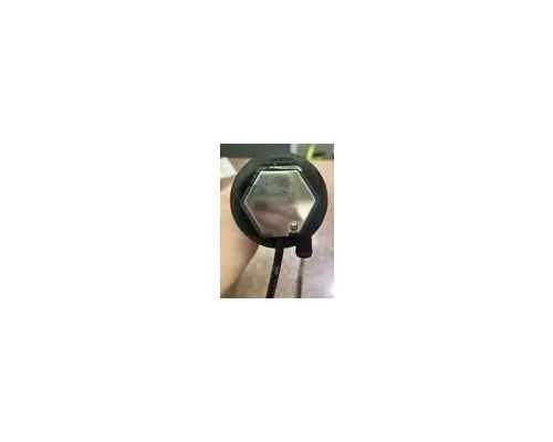 PETERBILT  DEF Level Sensor