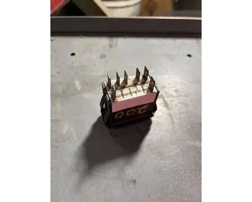 PETERBILT  Dash  Console Switch