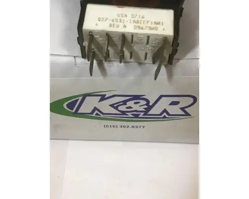PETERBILT  Dash  Console Switch