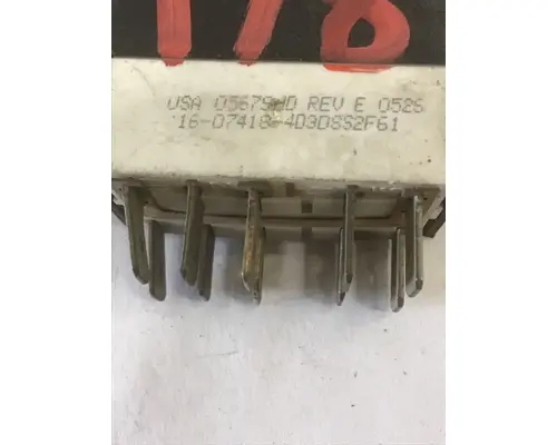 PETERBILT  Dash  Console Switch