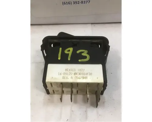 PETERBILT  Dash  Console Switch