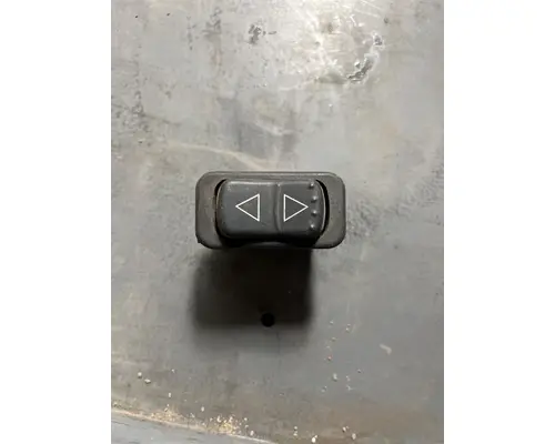 PETERBILT  Dash  Console Switch