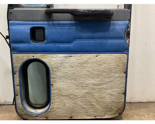 PETERBILT  Door Assembly, Front