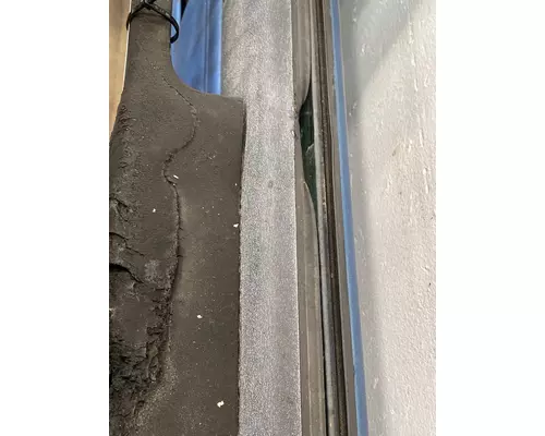 PETERBILT  Door Assembly, Front
