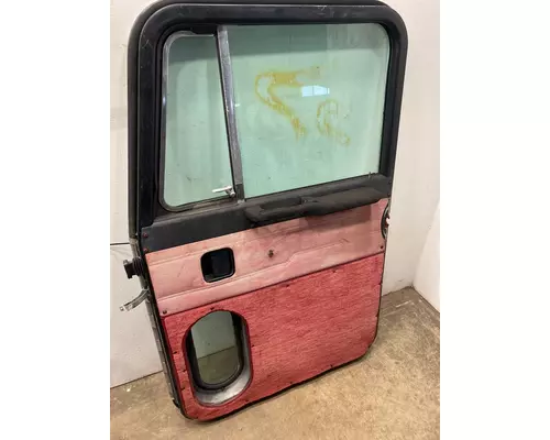 PETERBILT  Door Assembly, Front
