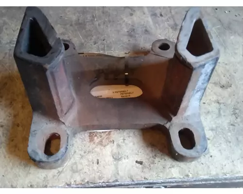 PETERBILT  Engine Mounts