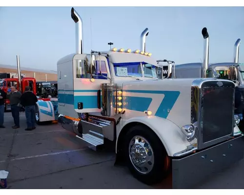 PETERBILT  Exhaust & Muffler