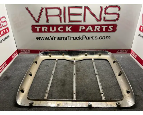 PETERBILT  Grille