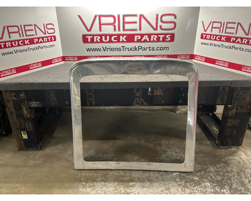 PETERBILT  Grille