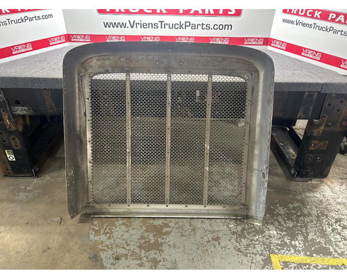 PETERBILT  Grille