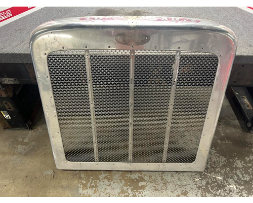 PETERBILT  Grille