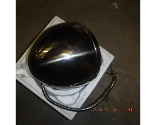 PETERBILT  HEADLAMP ASSEMBLY