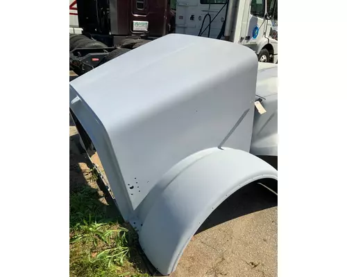 PETERBILT  Hood