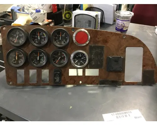 PETERBILT  INSTRUMENT CLUSTER