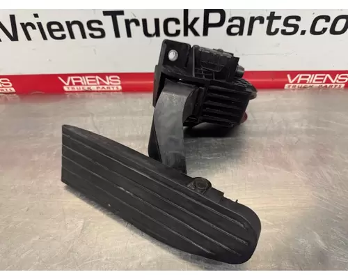 PETERBILT  Pedal 