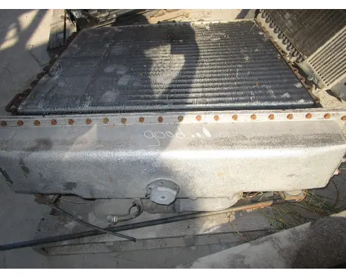 PETERBILT  Radiators