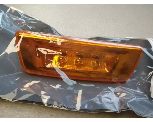 PETERBILT  Side Marker Lamp, Rear