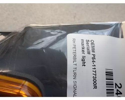 PETERBILT  Side Marker Lamp, Rear