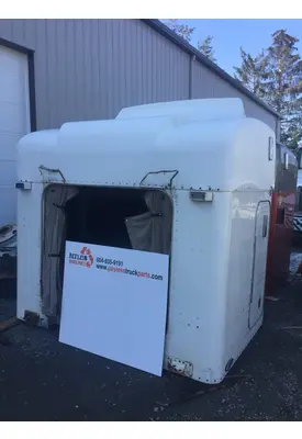PETERBILT  Sleeper