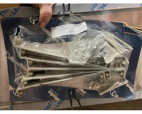 PETERBILT  Sun Visor (External)