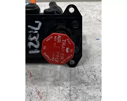 PETERBUILT 365 Brake Proportioning Valve