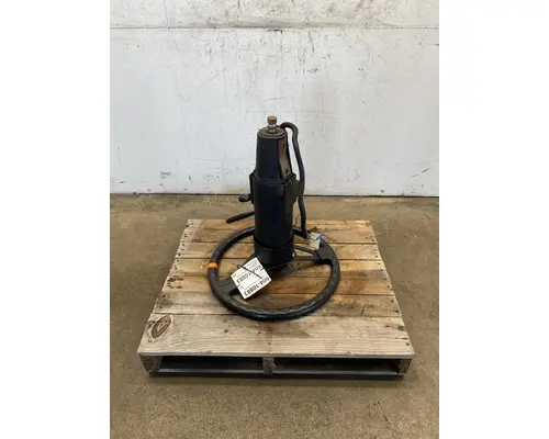 PIERCE MFG. INC. Enforcer Steering Column