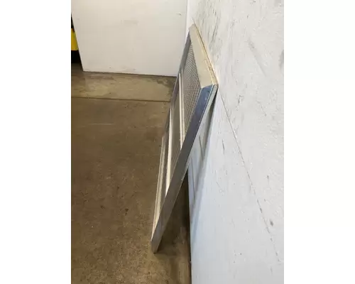 PIERCE MFG. INC. Saber Grille