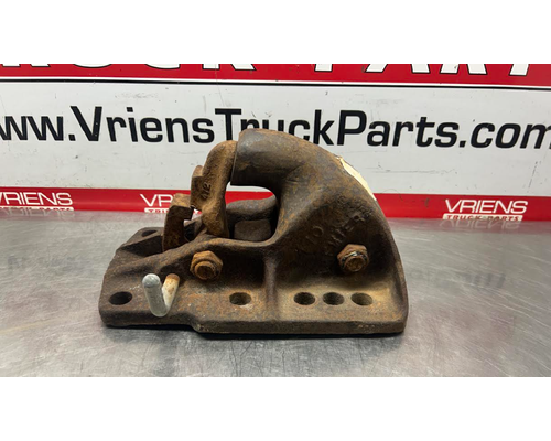 PREMIER 470 Trailer Hitch