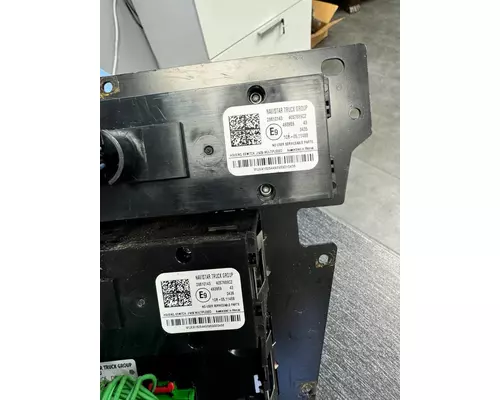 PROSTAR LT625 Dash Assembly
