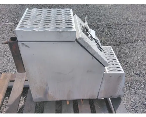 PROTECH STEP TOOL BOX