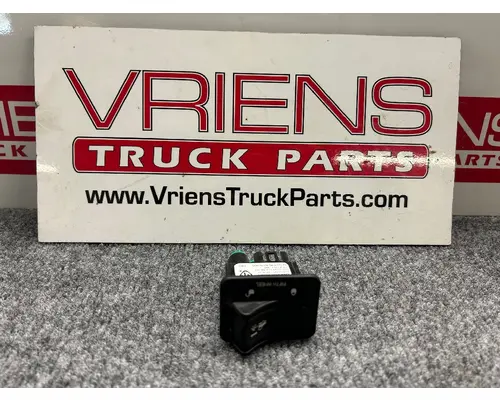 Dash / Console Switch PACCAR  Vriens Truck Parts