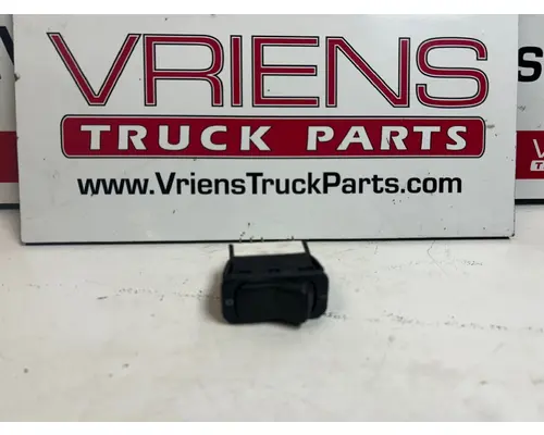 Dash / Console Switch PACCAR  Vriens Truck Parts
