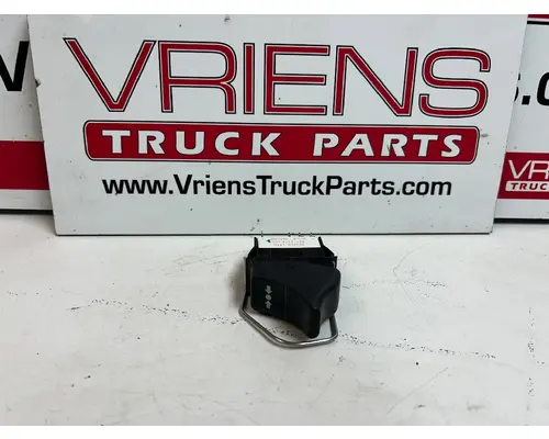 Dash / Console Switch PACCAR  Vriens Truck Parts