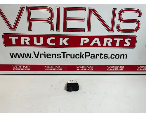 Dash / Console Switch PACCAR  Vriens Truck Parts