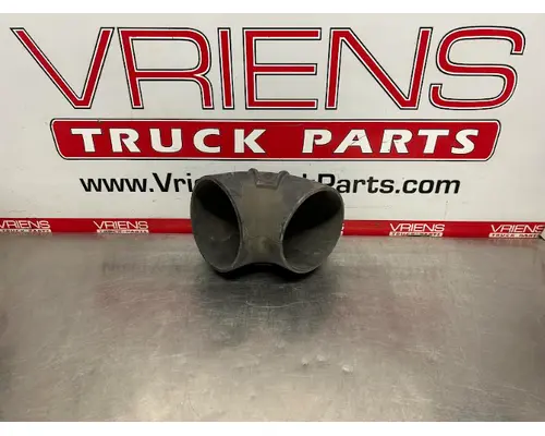 Radiator Core Support PACCAR  Vriens Truck Parts