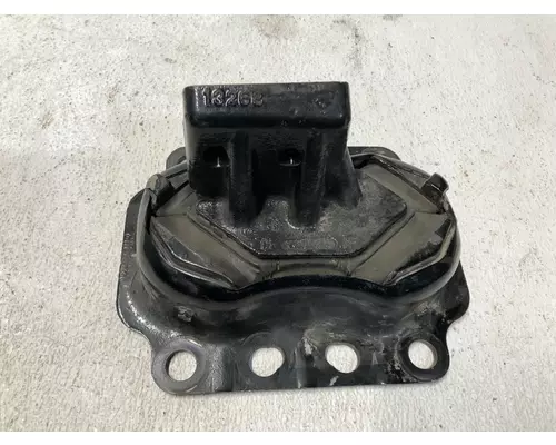 Paccar MX11 Engine Mounts