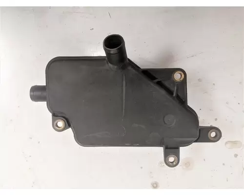 Paccar MX13 Engine Crankcase Breather