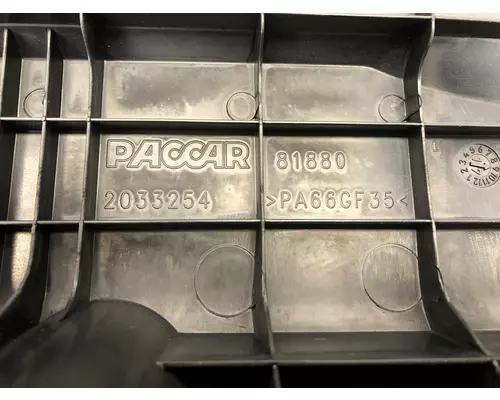 Paccar MX13 Engine Valve Cover