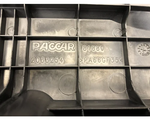 Paccar MX13 Engine Valve Cover