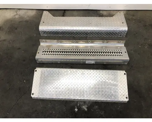 Paccar MX13 Exhaust DPF Assembly