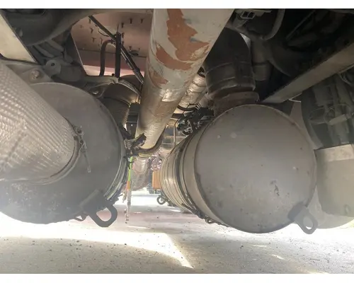 Paccar MX13 Exhaust DPF Assembly