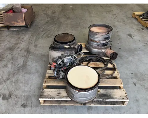 Paccar MX13 Exhaust DPF Assembly
