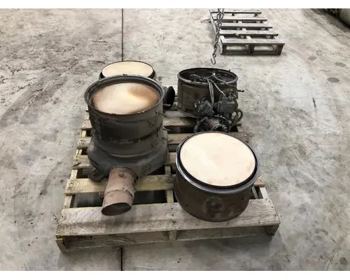 Paccar MX13 Exhaust DPF Assembly