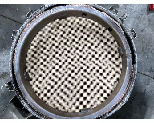 Paccar MX13 Exhaust DPF Assembly