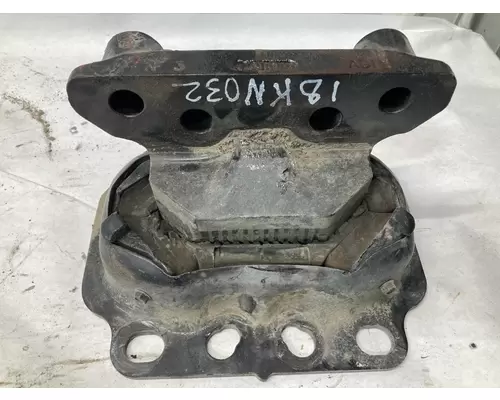 Engine Mounts Paccar MX13 Vander Haags Inc Sf
