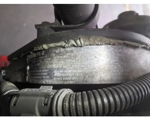 Paccar PX8 Engine Assembly
