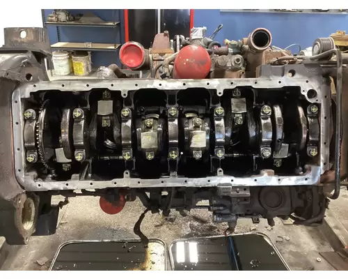 Paccar PX8 Engine Assembly