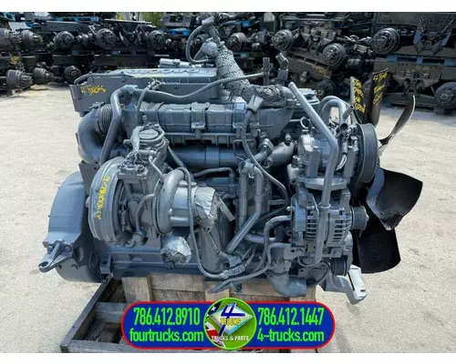 Paccar PX8 Engine Assembly