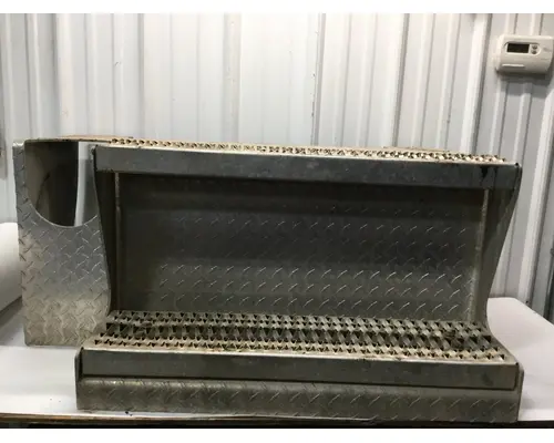 Paccar PX8 Exhaust DPF Assembly